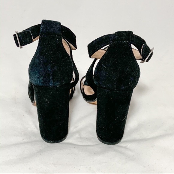 Steve Madden Black Strappy Block Heel Sandal - Picture 4 of 5